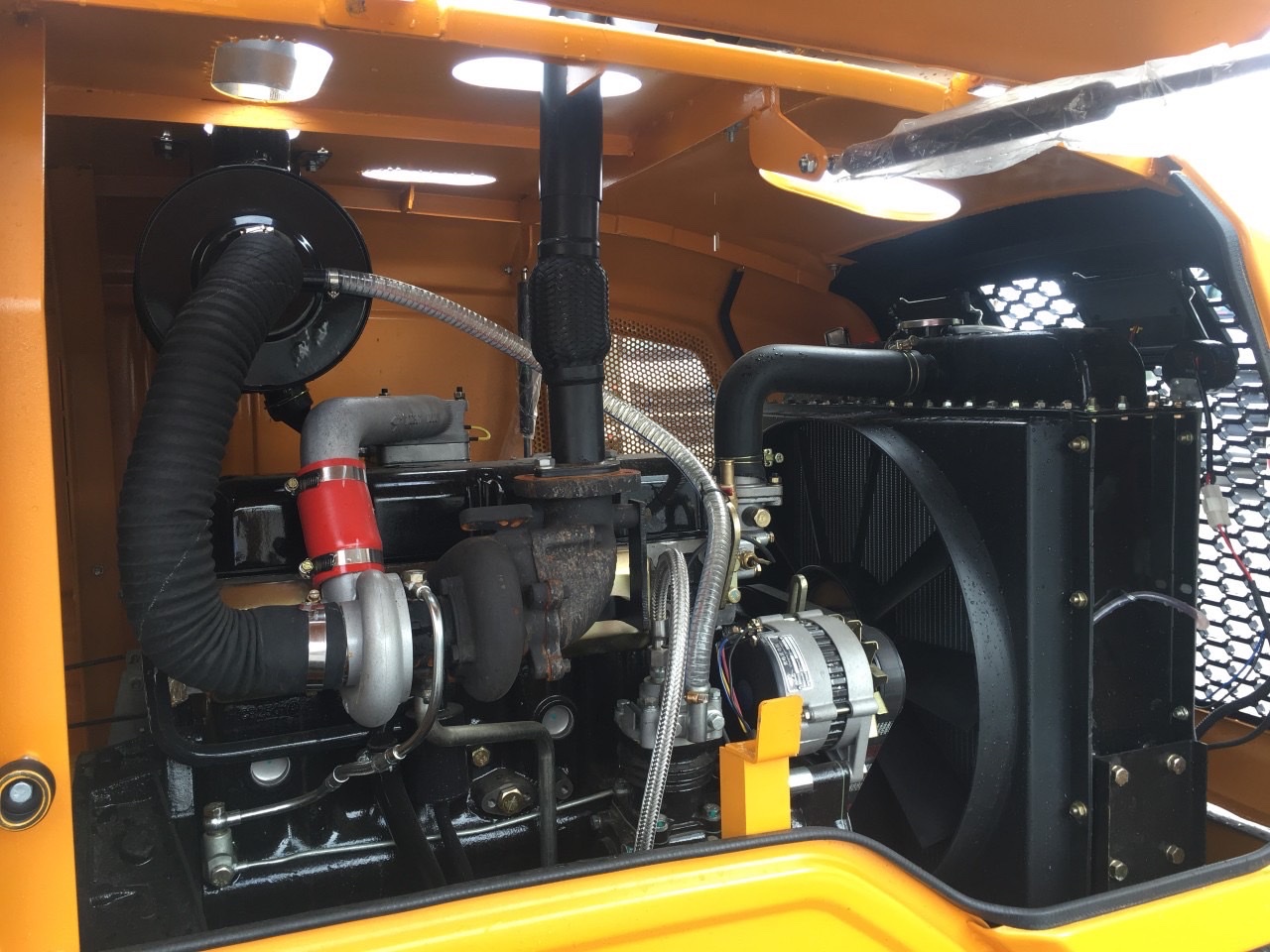 động cơ máy xúc lật laigong 933 động cơ máy xúc lật laigong 933