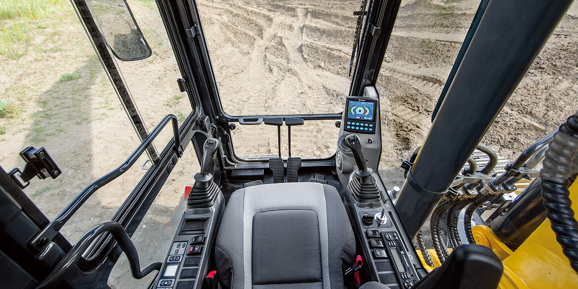 Cabin lái của máy xúc đào liugong Cabin lái của máy xúc đào liugong