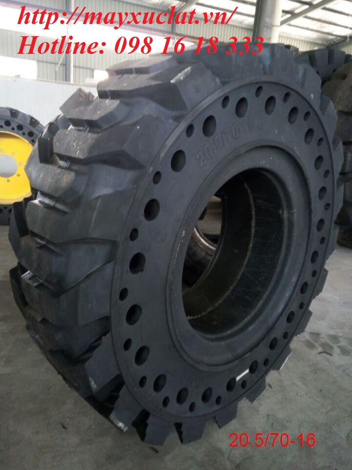 lốp đặc máy xúc lật lốp đăc máy xúc lật