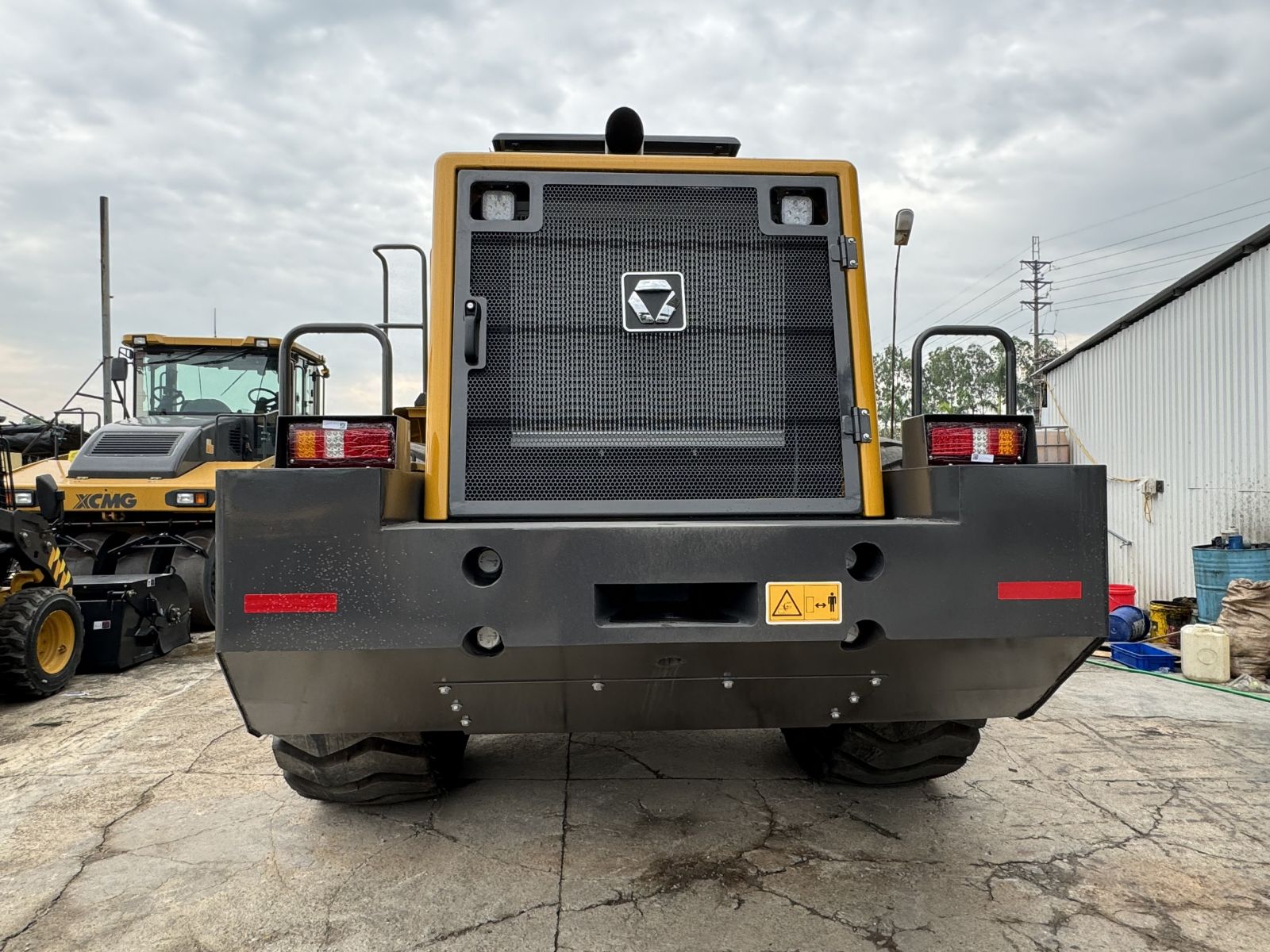 Máy xúc lật XCMG Gầu 5 m3 Máy xúc lật XCMG Gầu 5 m3