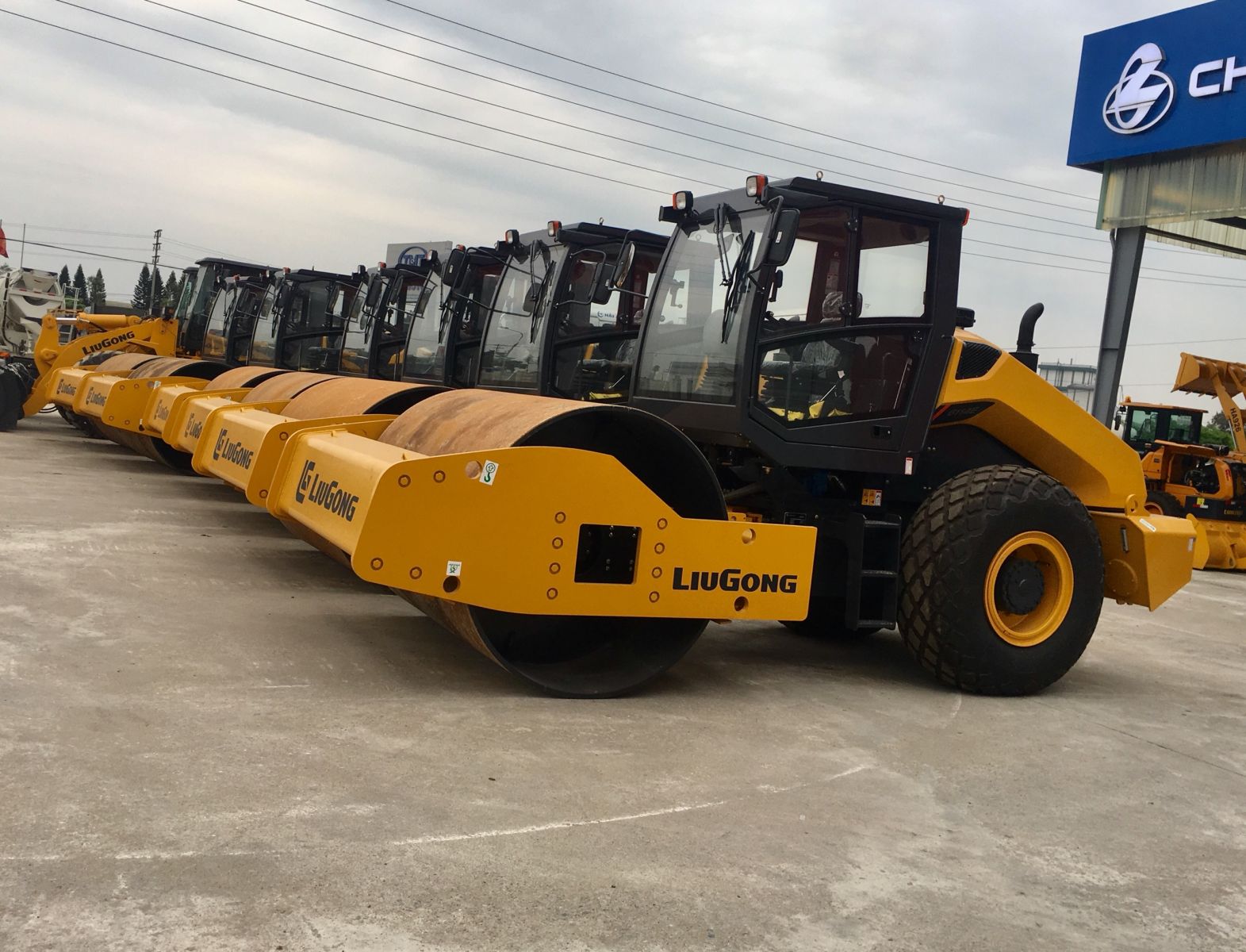 máy lu rung liuogng 14 tấn máy lu rung liuogng 14 tấn